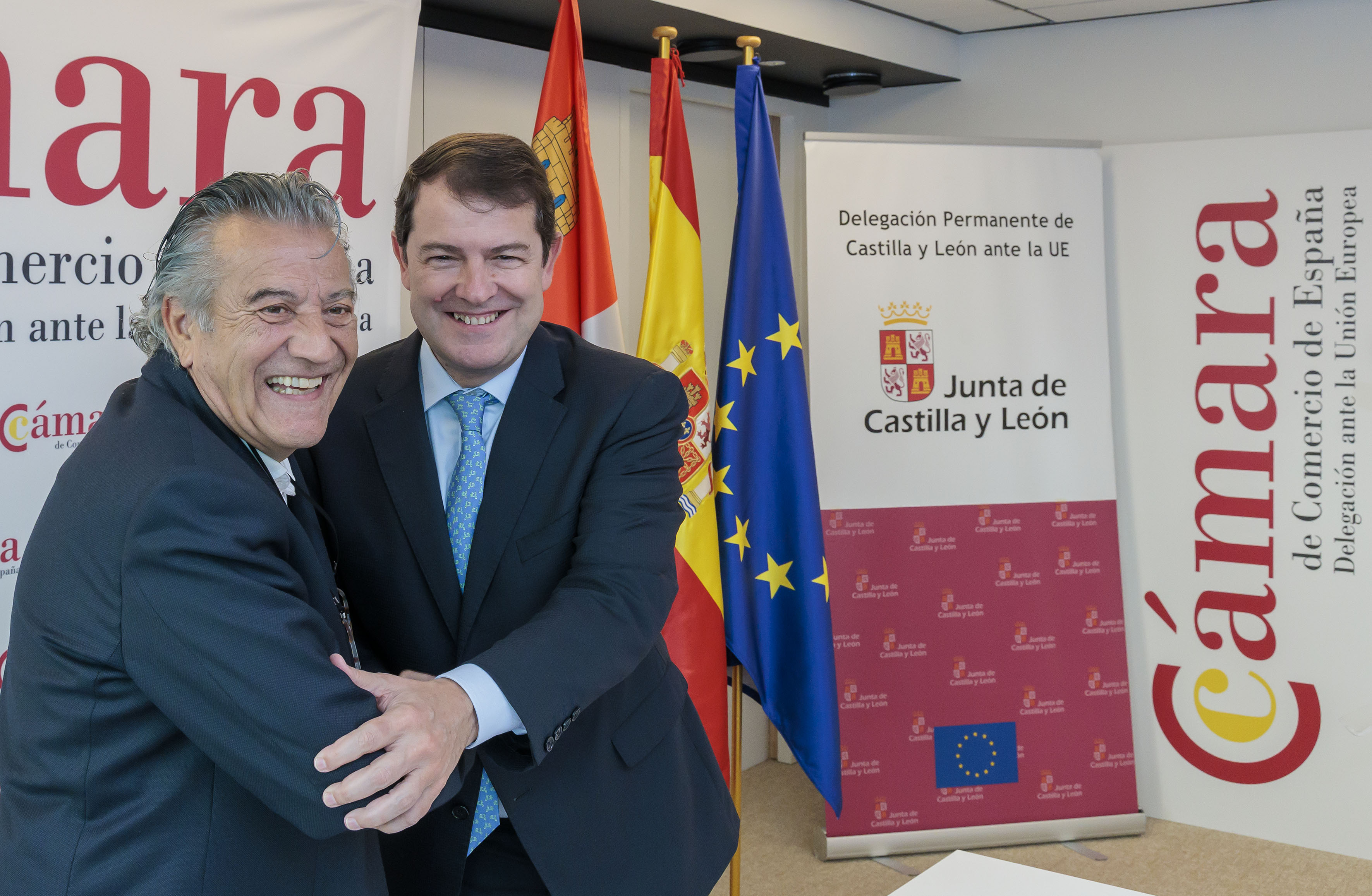 foto post firma cyl